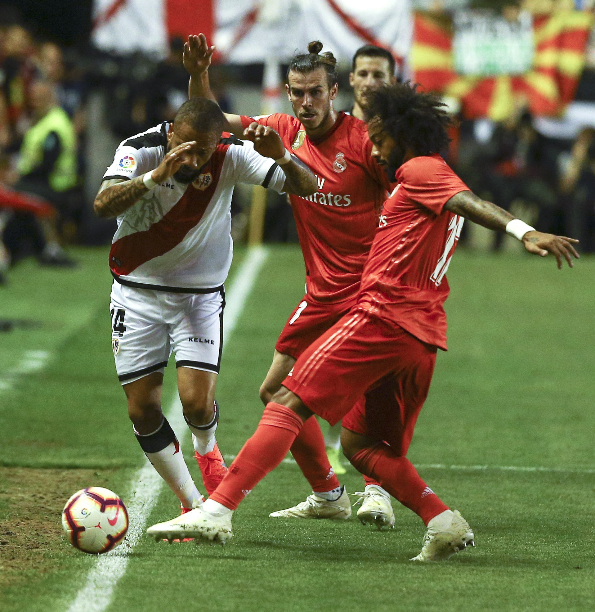 通过引进巴 通过引进巴