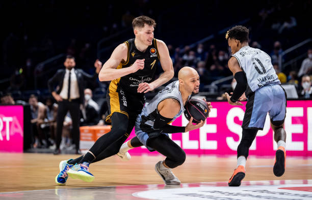 类似的转会 类似的转会