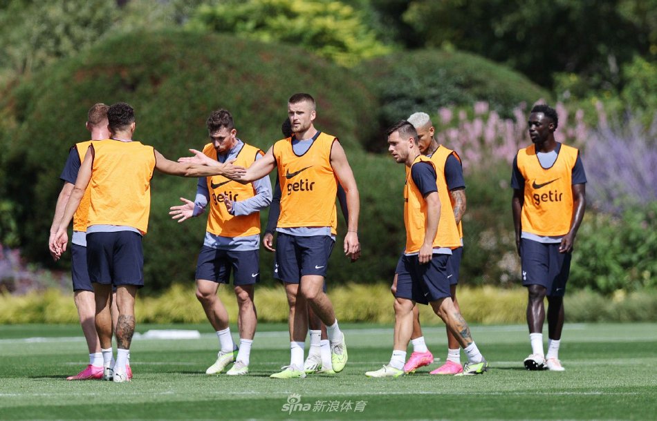 我们可以参 我们可以参