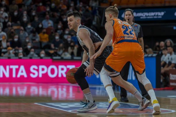 在关键时刻 在关键时刻